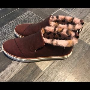 Tom’s size 11 Brown Suede Paxton Slip Ons